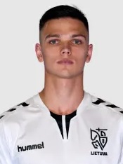 Ernestas Macenis