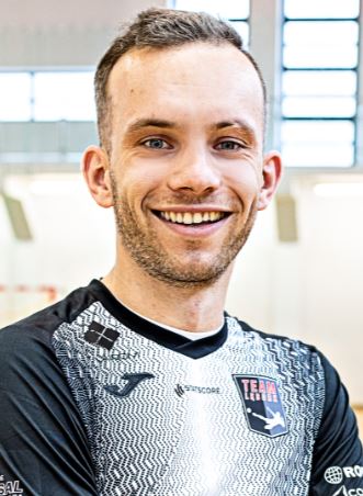 Dominik Czekirda